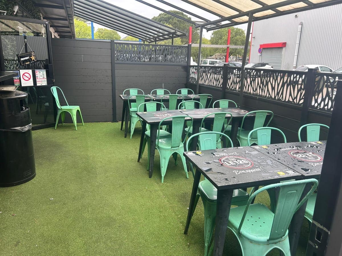 Terrasse — Restaurant LE 126 Nîmes